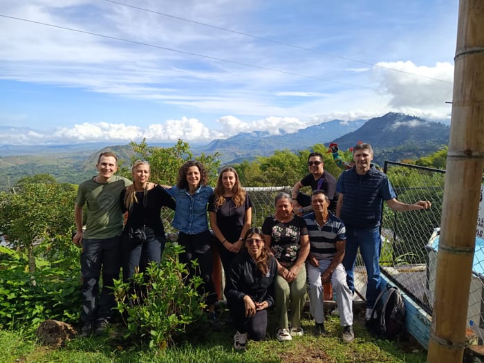 Equipo comunitario del proyecto Colombia