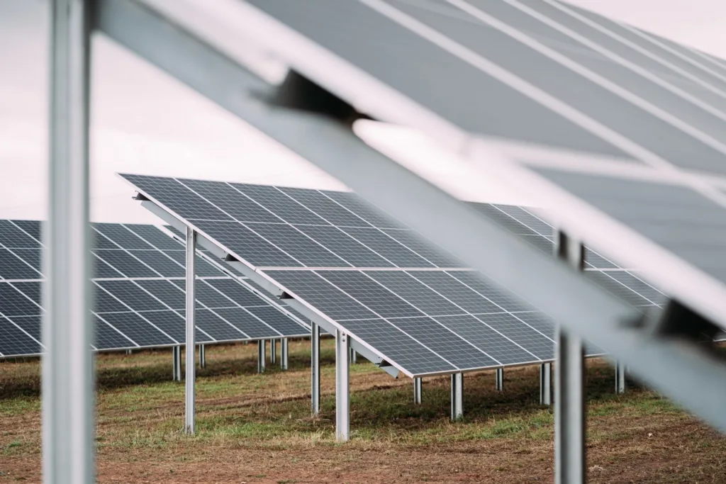 Instalación fotovoltaica en el tejado de equipamiento municipal de Balenyà./Balenya Sostenible
